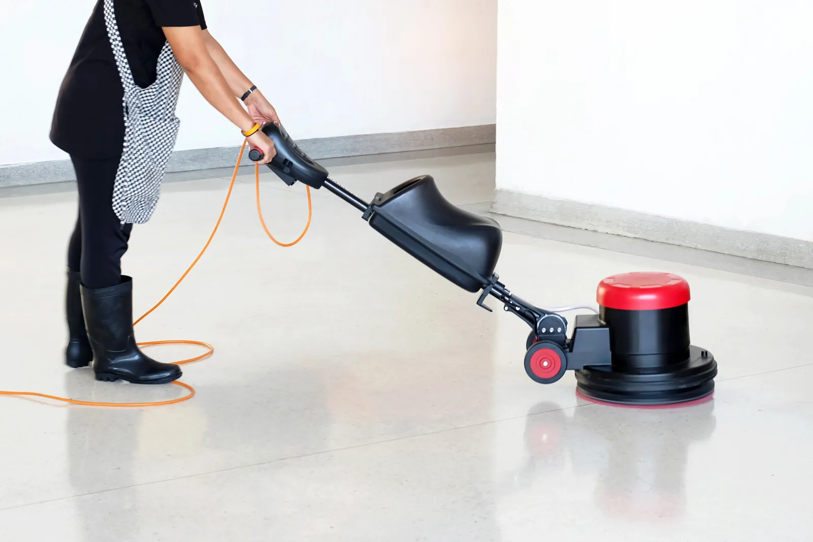 Golvvård och vaxning